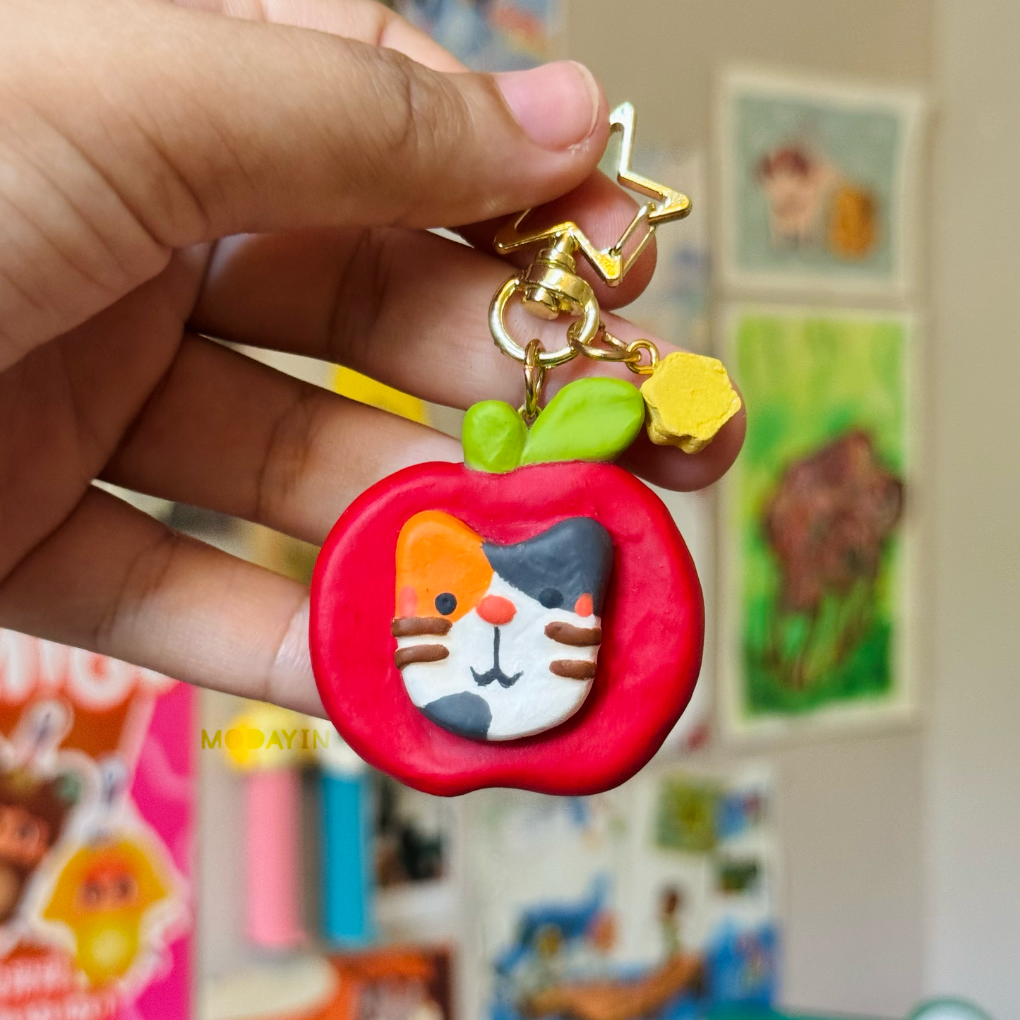Keychain de Arcilla|Gatito Manzana
