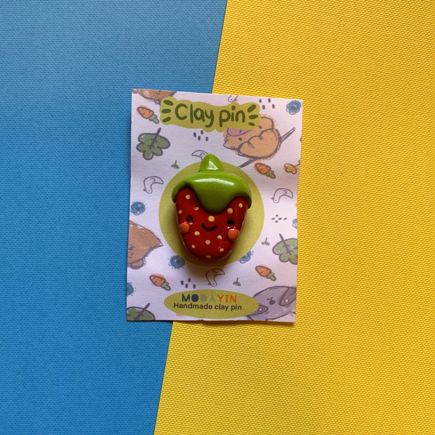 Clay Pin "cute strawberry"