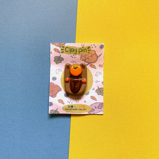 Clay Pin "Capybara"